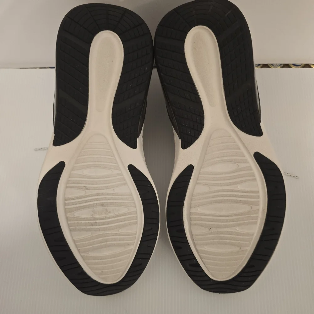 PUMA SoftRide Off White Gym Sneakers Cell Thrill Athletic Shoes Mens W 10 M 8.5 - Picture 17 of 17